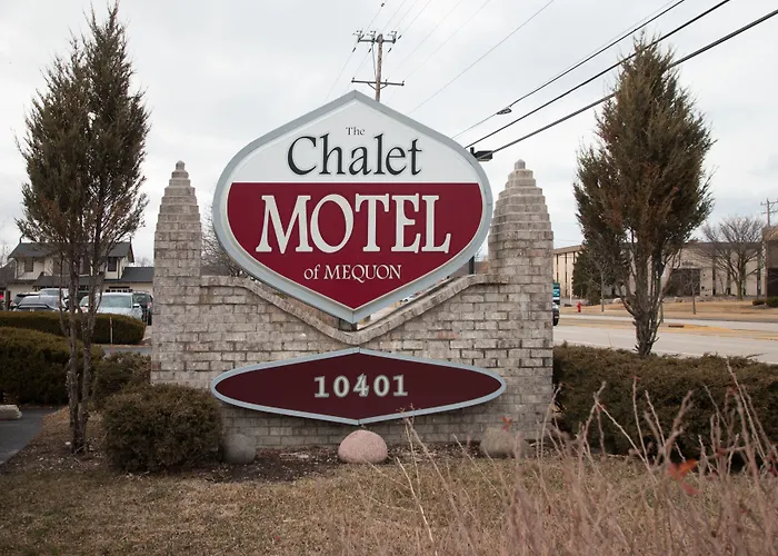 The Chalet Motel