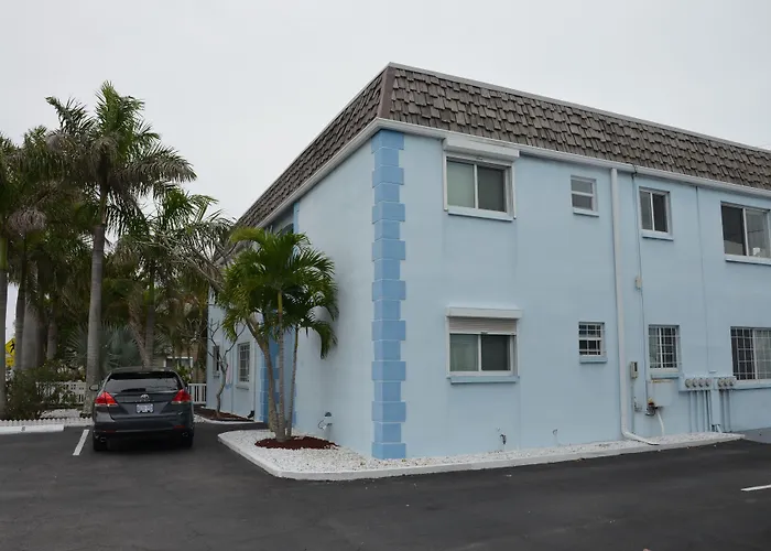 Twins Inn & Apartments
