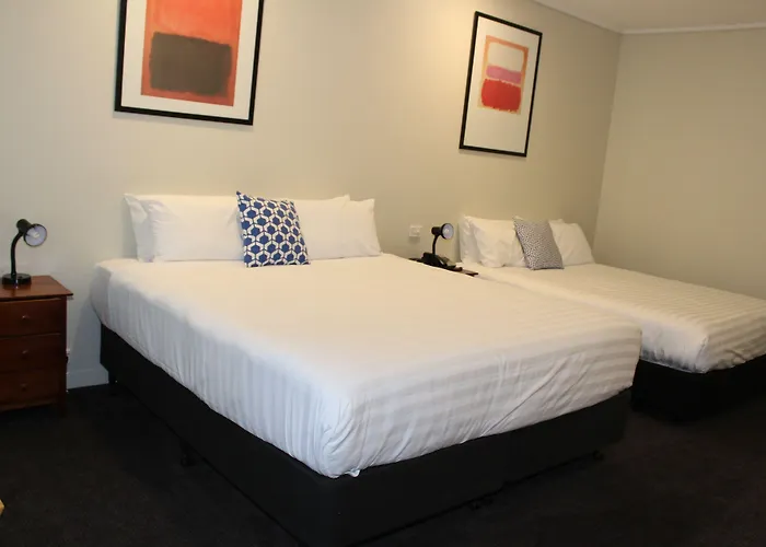 The Dingley Hotel
