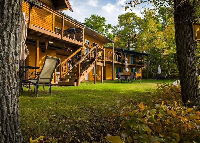 Curriers Lakeview Lodge