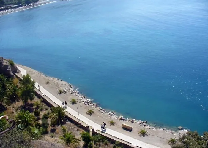Lenikos Resort