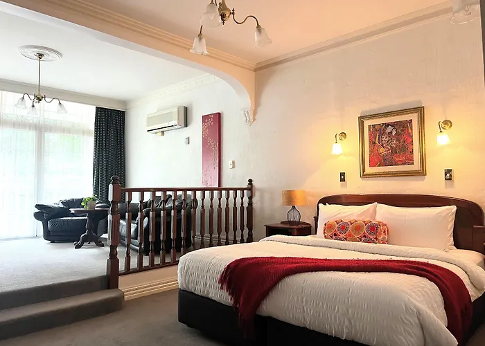 Victoria House Motel And Wine Bar