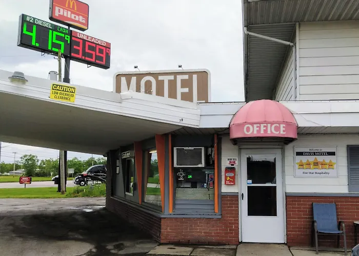 Davis Motel