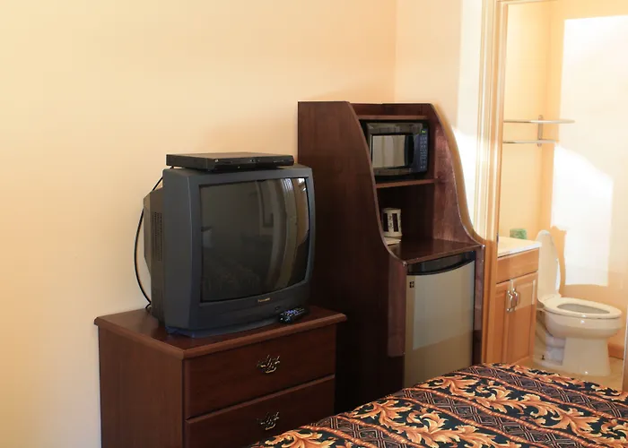 Gold Trail Motor Lodge