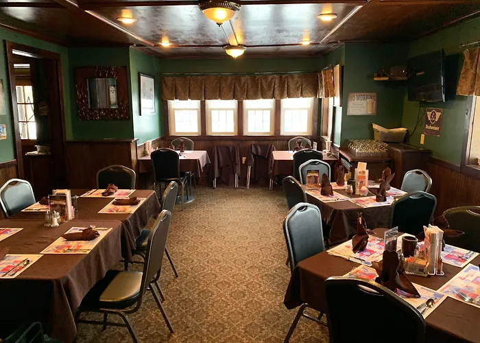 Fred'S Inn Restaurant & Lodging