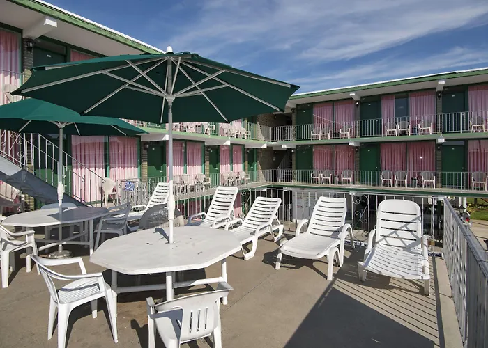 Grecian Garden Motel