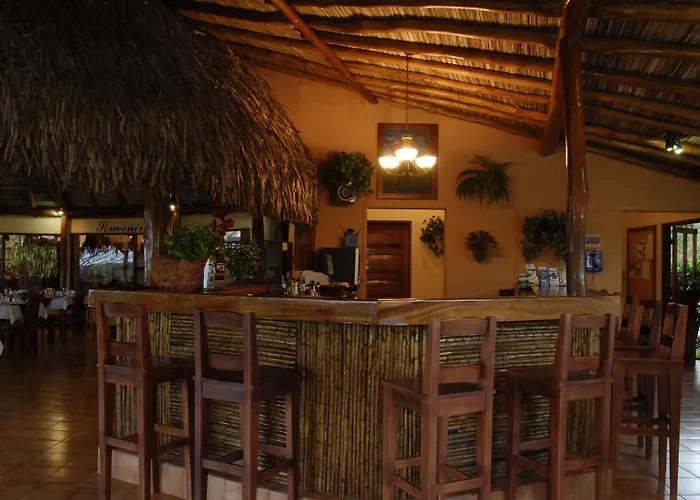 Guacamaya Lodge