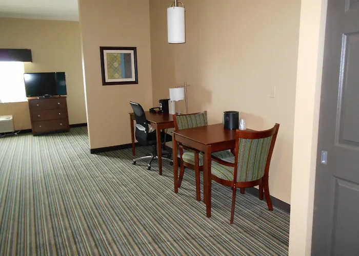 Best Western Plus Patterson Park Inn