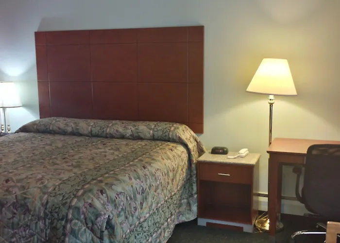 Budget Inn Fairport