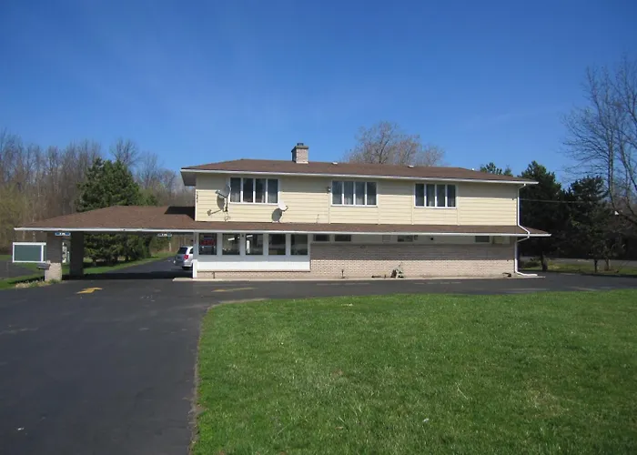 Budget Inn Fairport