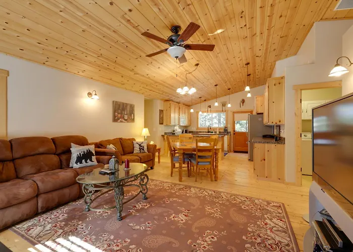 Near Hikes: Arnold Cabin W/ Ev Charger & Fire Pit