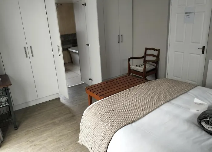 Hermanus 13 On 2Nd Guest Rooms