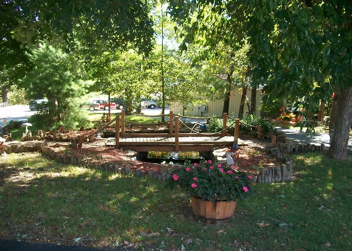 Shady Acre Inn And Suites