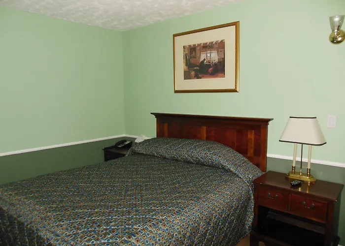 Motor Court Motel
