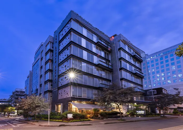 Hotel 100 Luxury Suites By Preferred Bogota