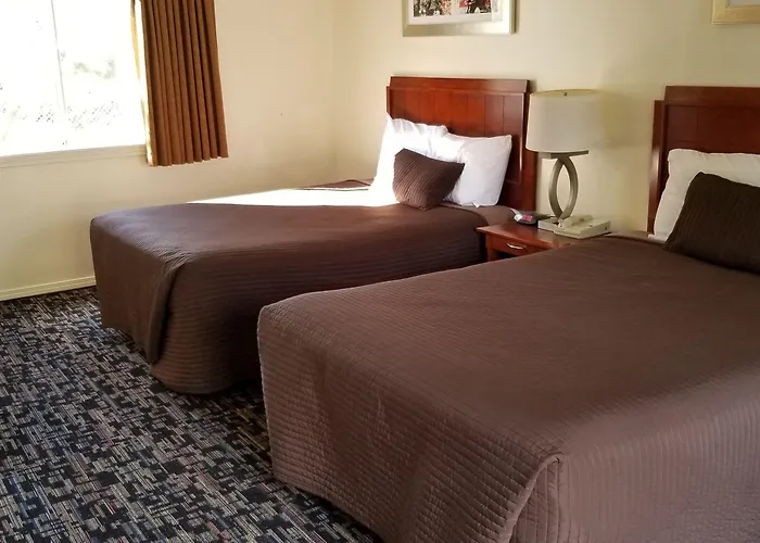 Riverview Lodge