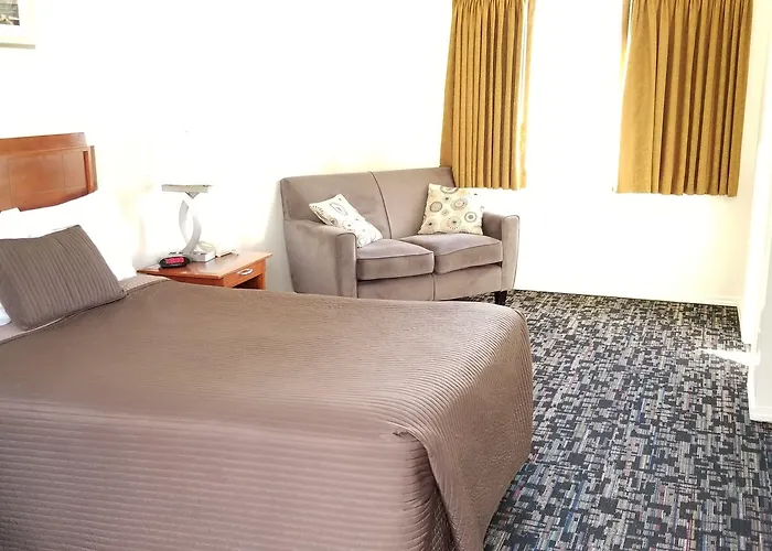 Riverview Lodge