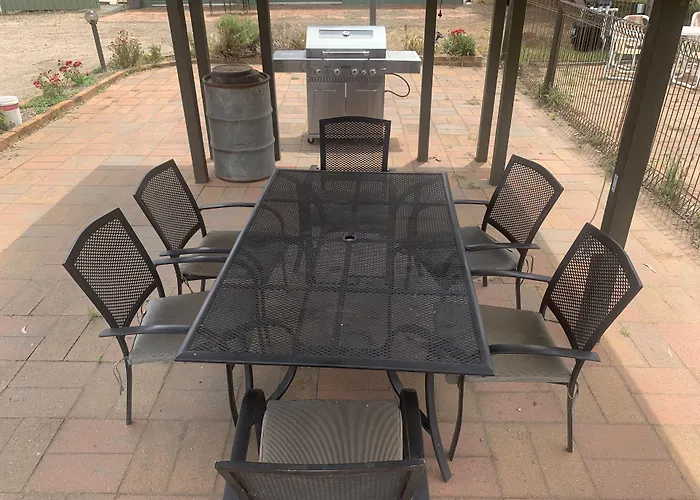 Newell Motor Inn Narrandera