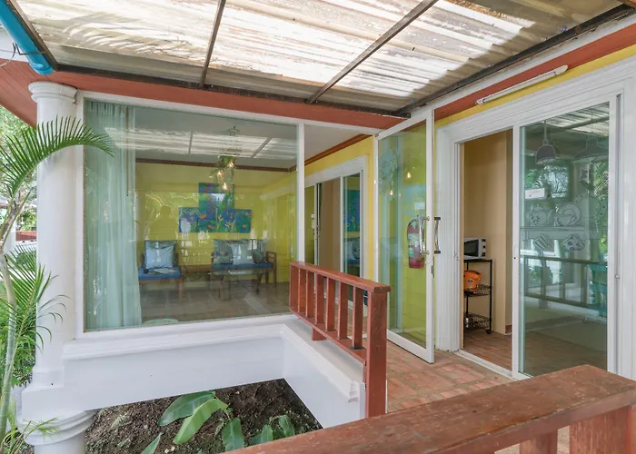 Lemon House