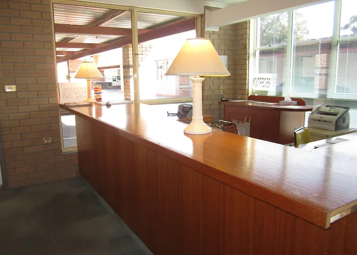 Canberra Lyneham Motor Inn