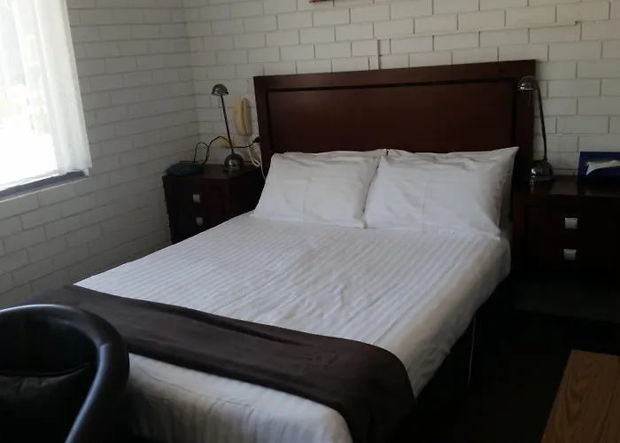 Sun Centre Motel