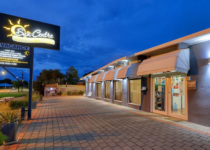 Sun Centre Motel