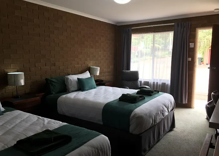 Camellia Motel