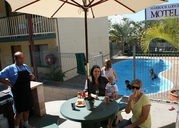 Harbour Lodge Motel