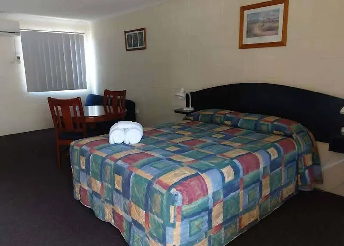 Harbour Lodge Motel