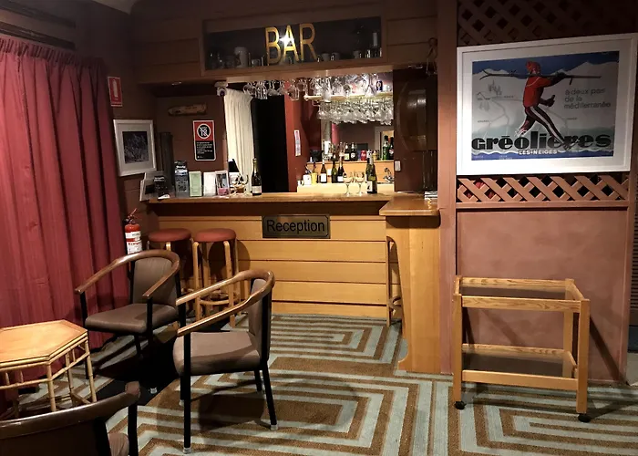 Cottonwood Lodge