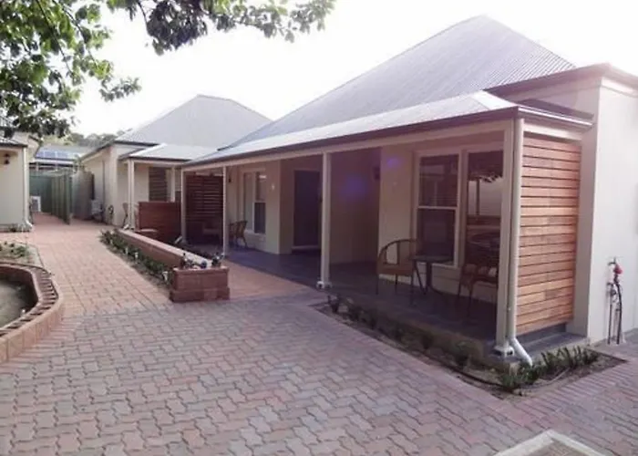 Hahndorf Oak Tree Cottages