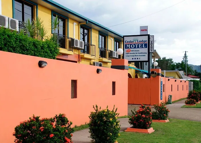 Cedar Lodge Motel
