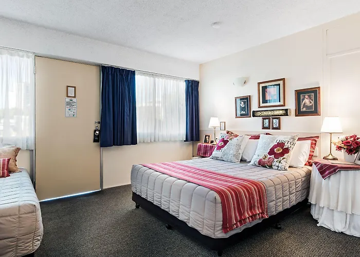 Airport Riverview Motel