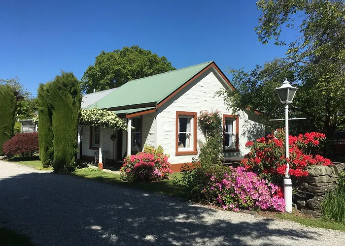 Settlers Cottage Motel