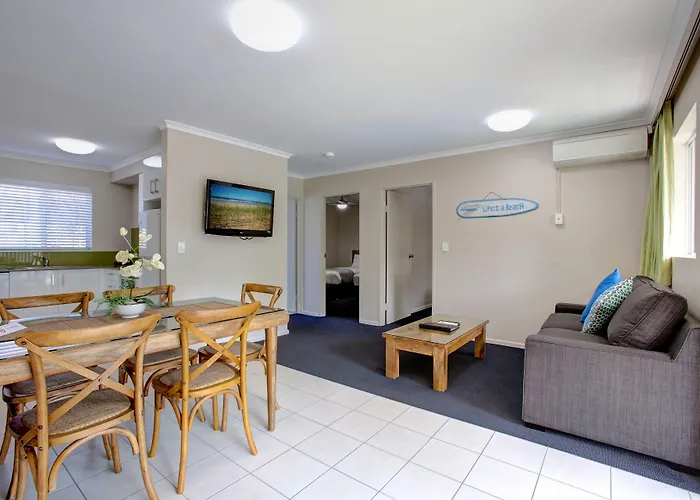 Park Beach Hotel Motel