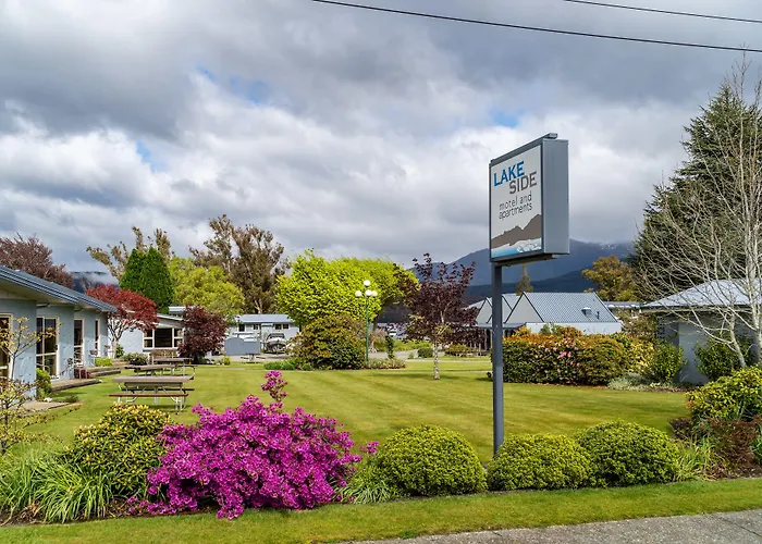Lakeside Motel & Apartments