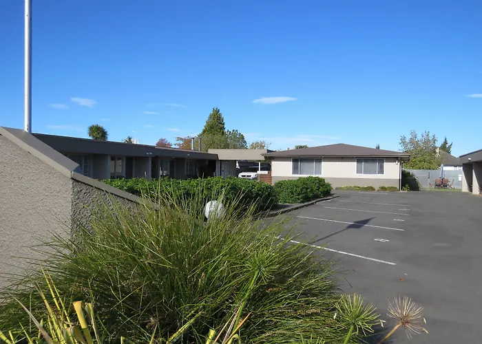 Frimley Lodge Motel