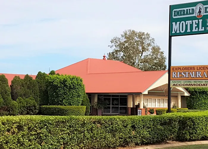 Emerald Explorers Inn