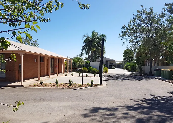 Ashleigh Court Motor Inn