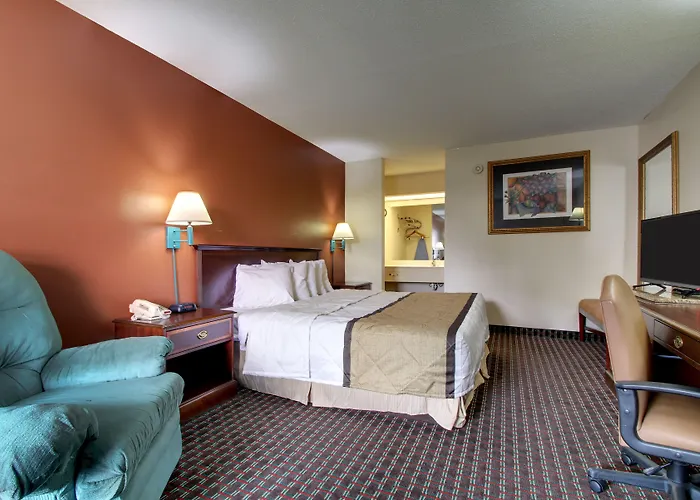Key West Inn - Lafayette