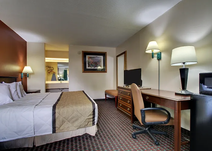 Key West Inn - Lafayette