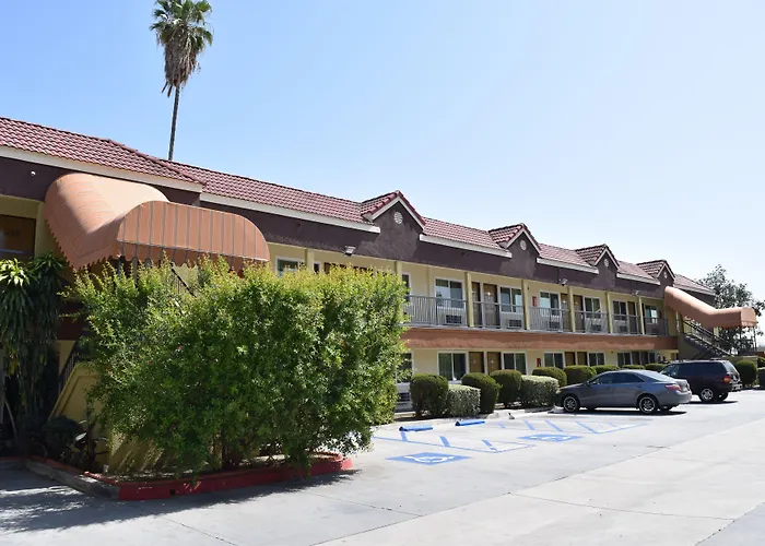 Budget Inn