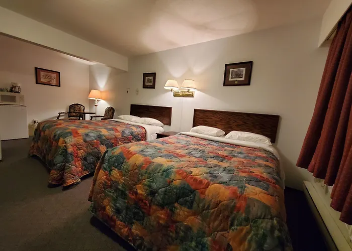 Red Roof Motor Inn