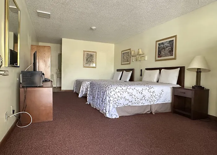 Four Seasons Lodging
