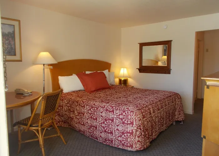 Colusa Riverside Inn