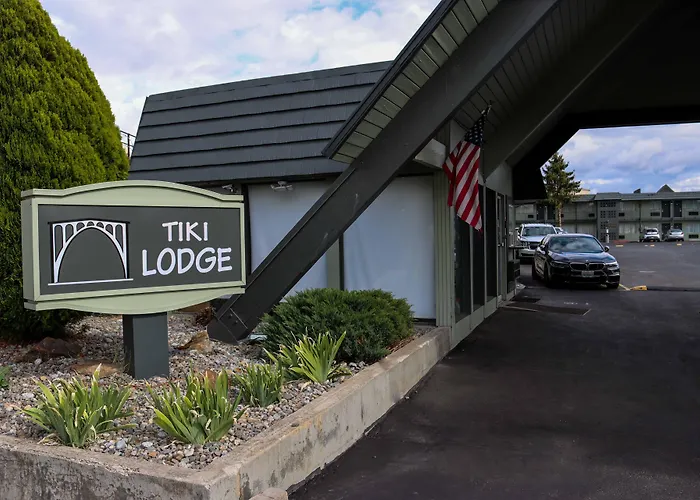 Tiki Lodge Motel
