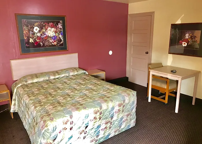 Travelers Inn Motel