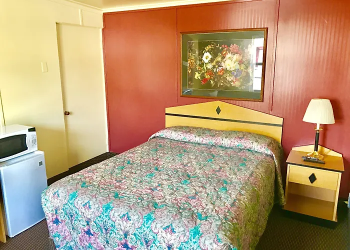 Travelers Inn Motel