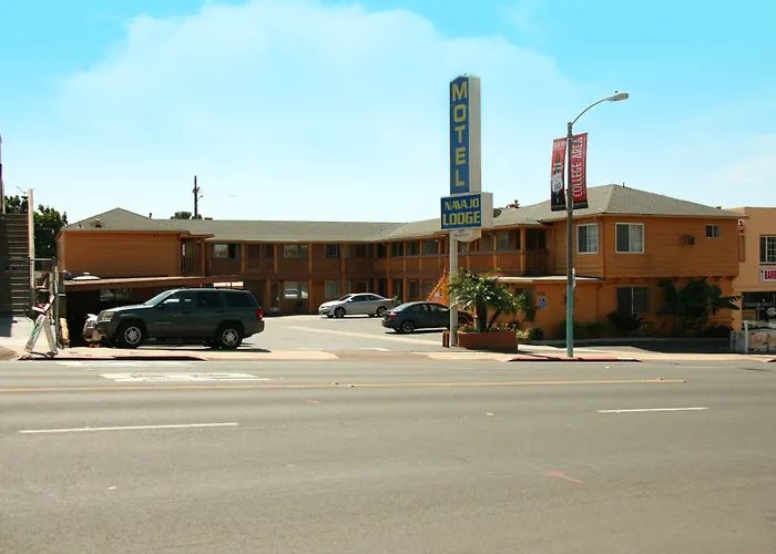 Navajo Lodge
