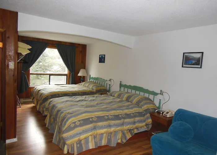Cedar Motel